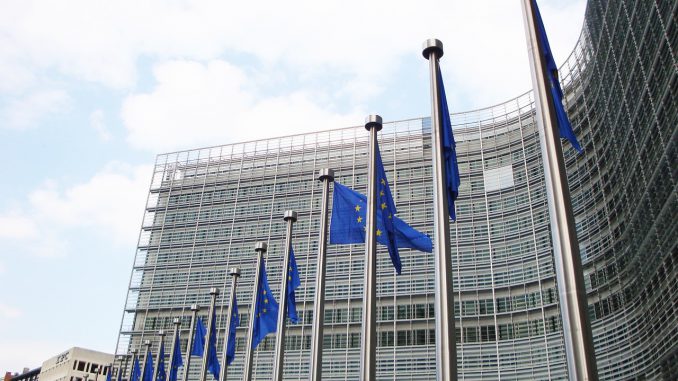 eu eu-kommission brüssel berlaymont belgien, Jai79, Pixabay License Freie kommerzielle Nutzung Kein Bildnachweis nötig, https://pixabay.com/de/photos/eu-eu-kommission-br%C3%BCssel-berlaymont-1232430/